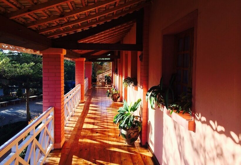 هتل Tsienimparihy