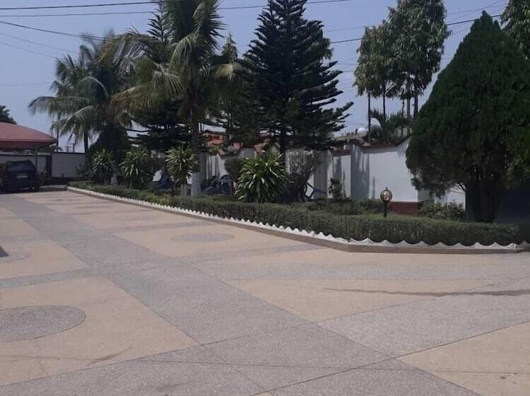 Пансион Larosa Executive Guest House