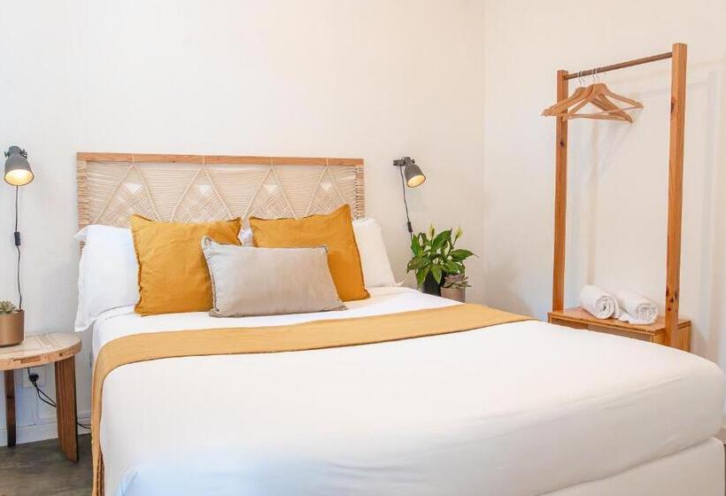 هاستل Selina Boavista Ericeira