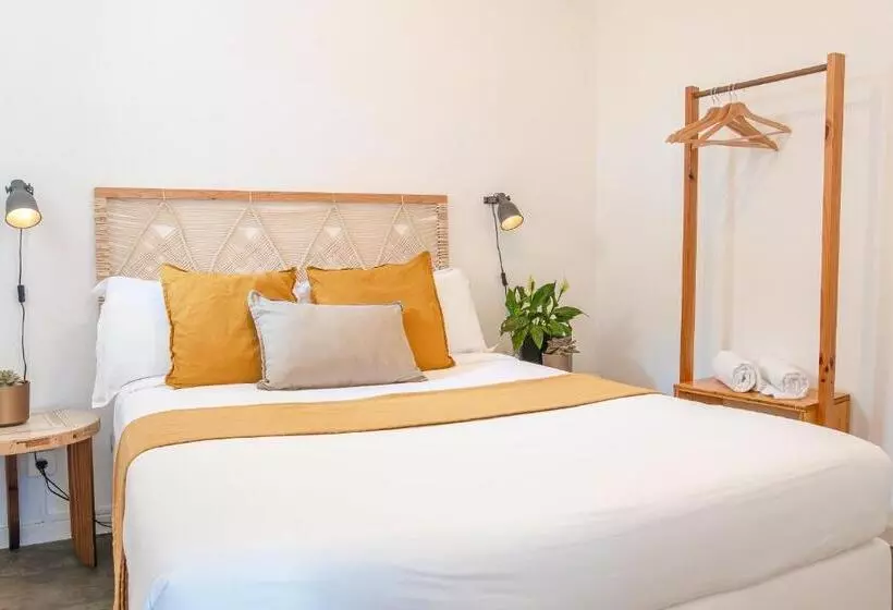 Retkeilymaja Selina Boavista Ericeira