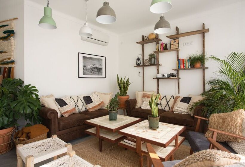 هاستل Selina Boavista Ericeira