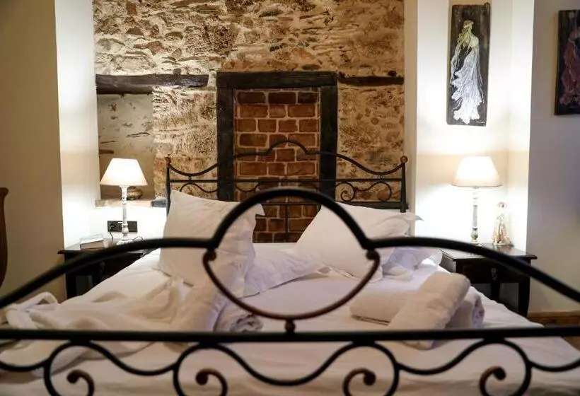 Boutique Hotel Palea Poli