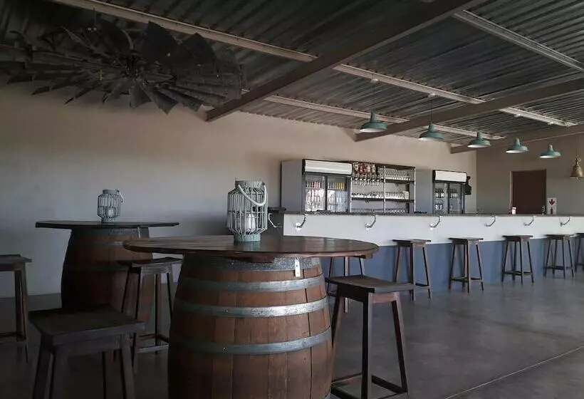 هتل Blue Bushman Luxury Tented Lodge