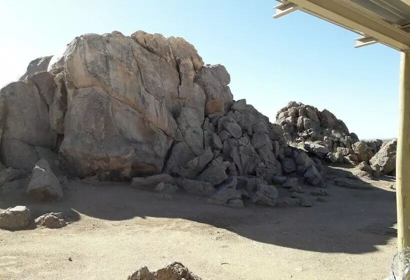 هتل Blue Bushman Luxury Tented Lodge