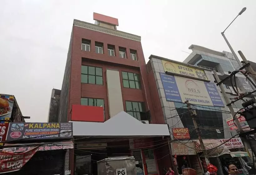 Hotel Capital O 14451 The Residency