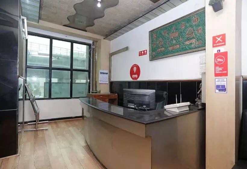 Hotel Capital O 14451 The Residency