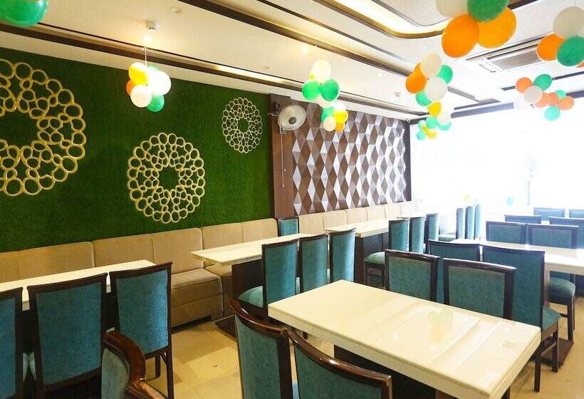 فندق Central Grand By Oyo Rooms