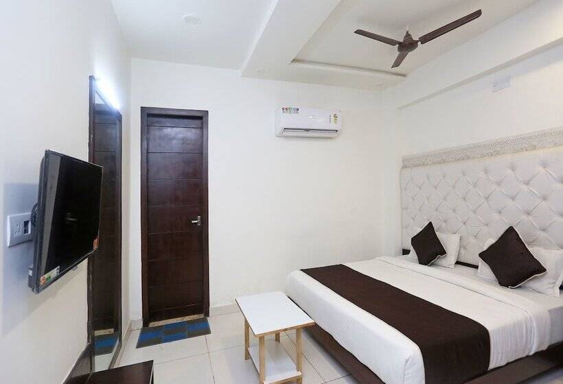 فندق Central Grand By Oyo Rooms