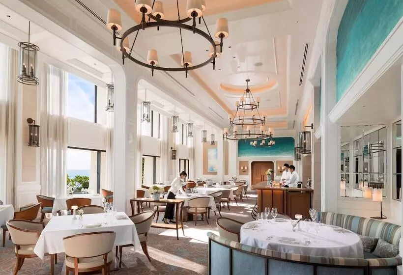 Hotelli Halekulani Okinawa