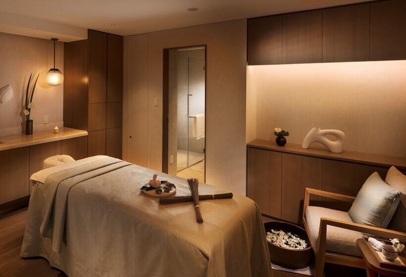 호텔 Halekulani Okinawa