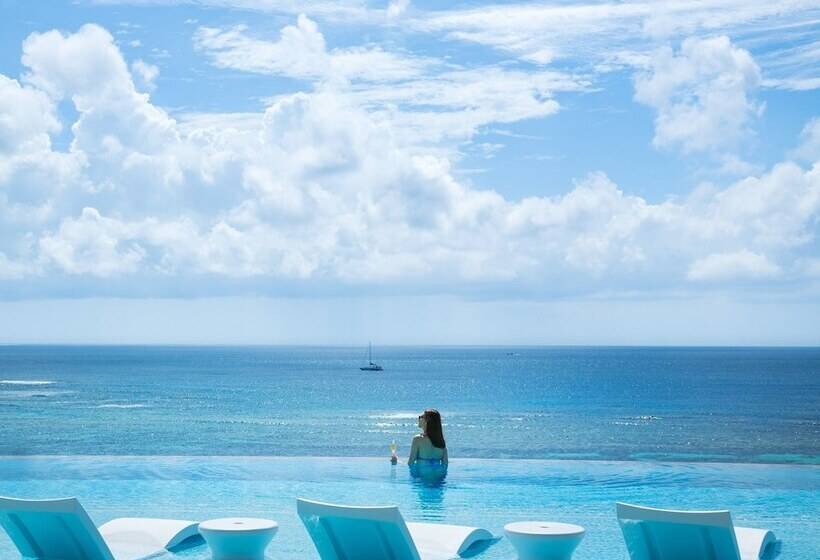 호텔 Halekulani Okinawa