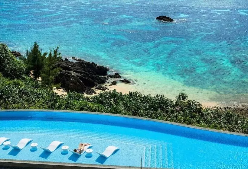 Hotelli Halekulani Okinawa