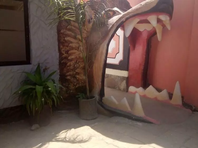 هتل Kendas Village