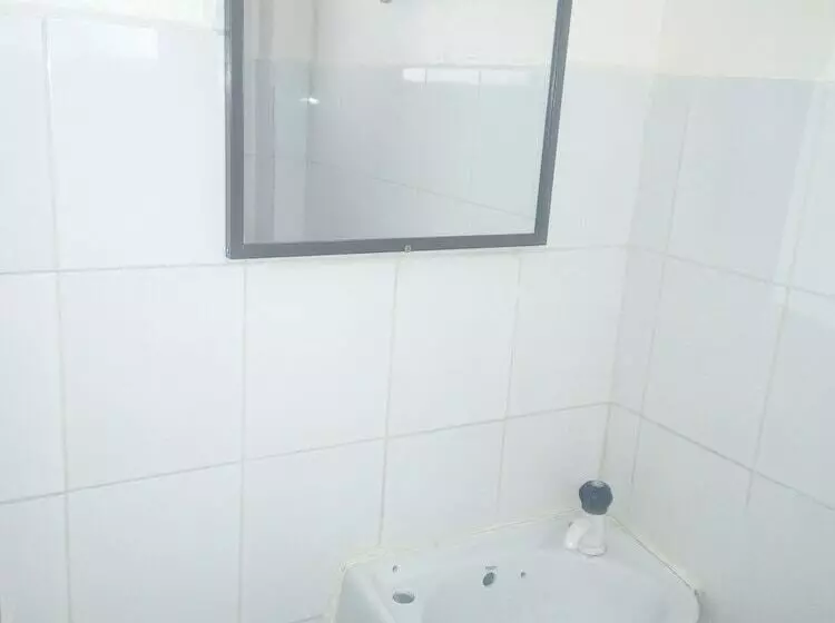 هتل Kendas Village