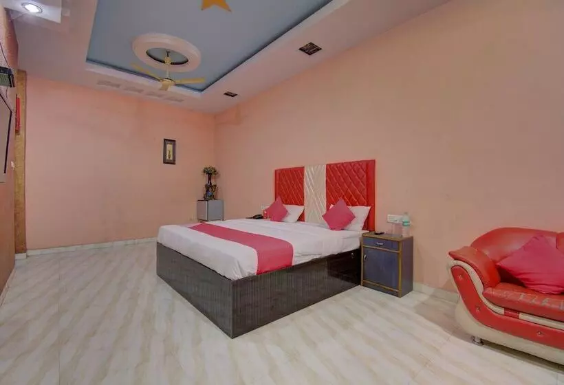 Hotelli Lucky Star By Oyo Rooms