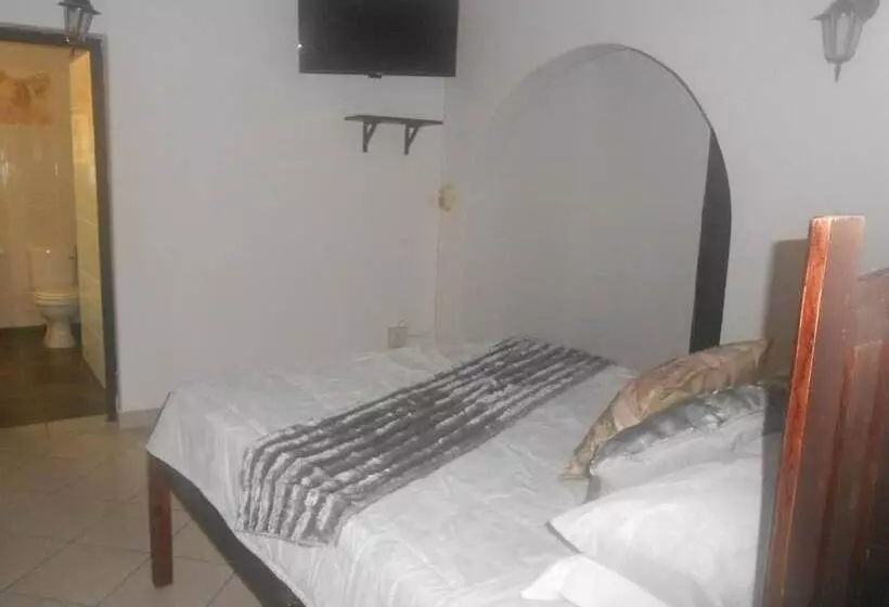 هتل Natal Mahogany