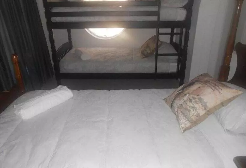 هتل Natal Mahogany