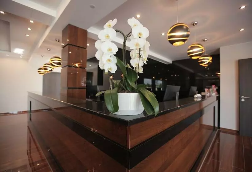 Hotelli Starton Am Ingolstadt Village