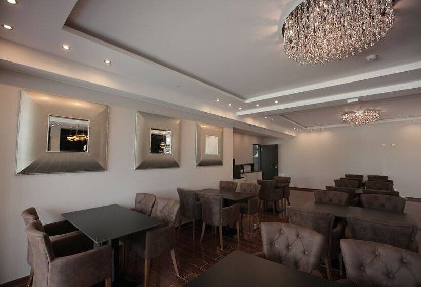 فندق Starton Am Ingolstadt Village