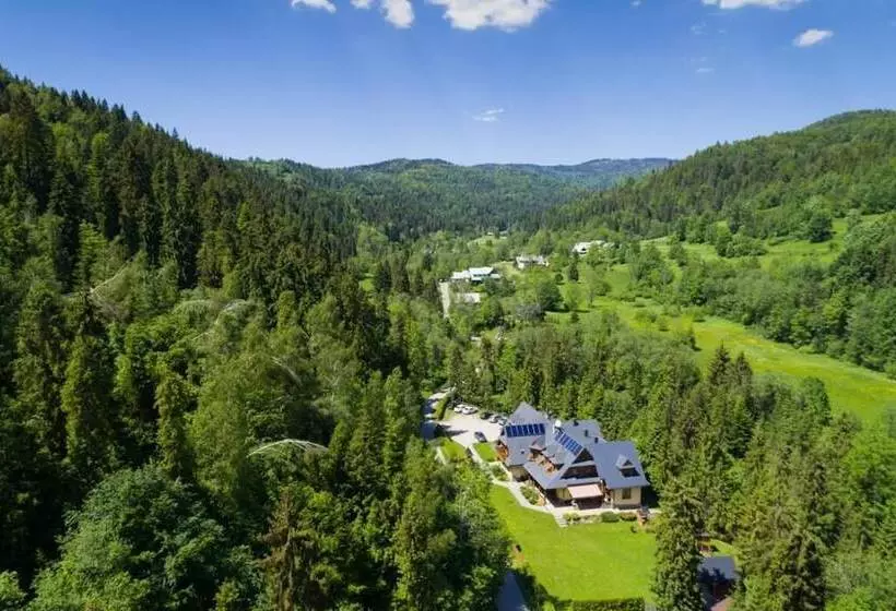 Majatalo Willa Zarębek