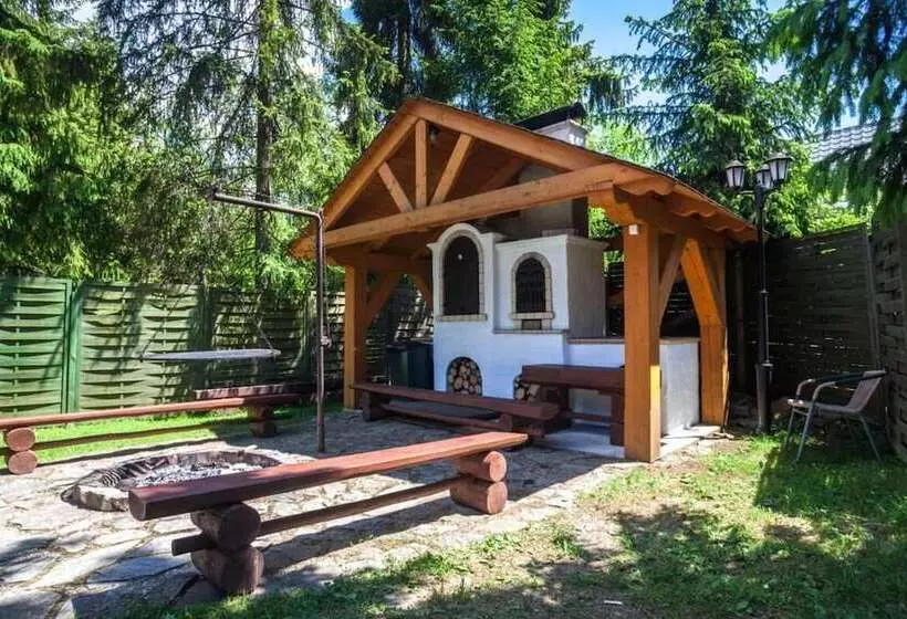 Majatalo Willa Zarębek