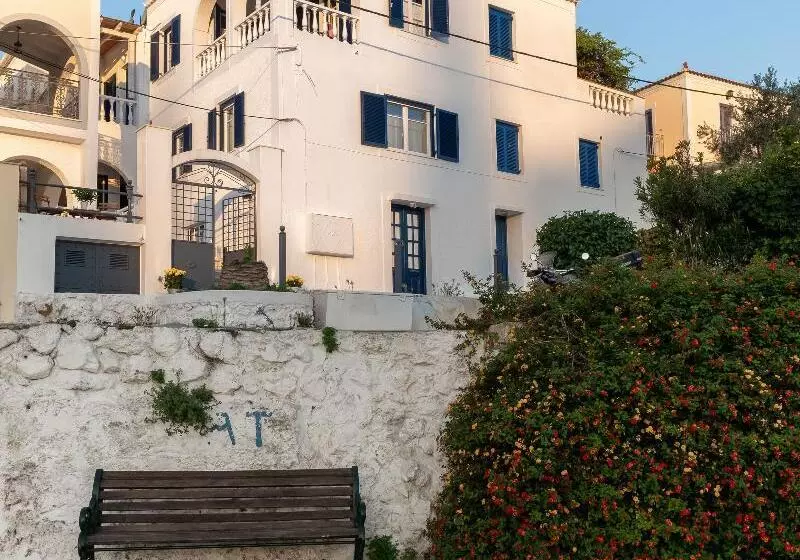 Porto Vecchio Luxury Suites