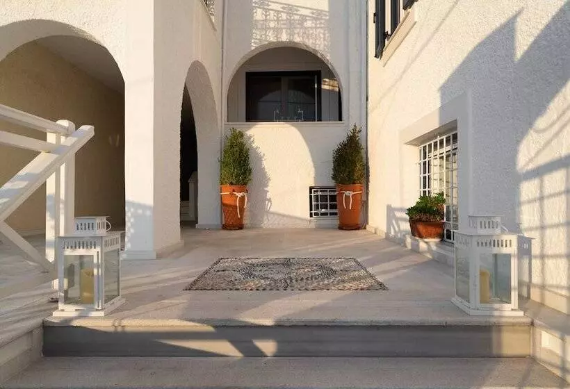 Porto Vecchio Luxury Suites