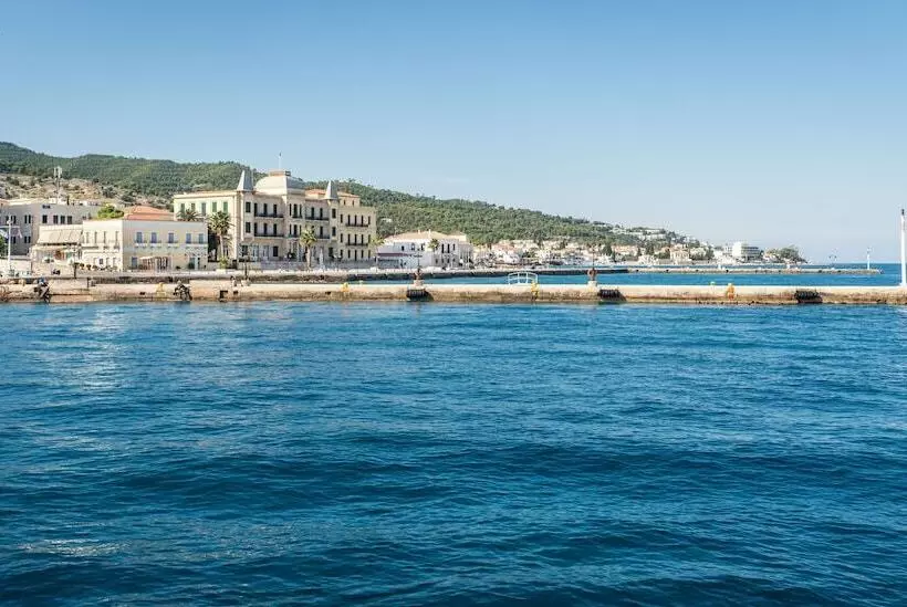 Porto Vecchio Luxury Suites