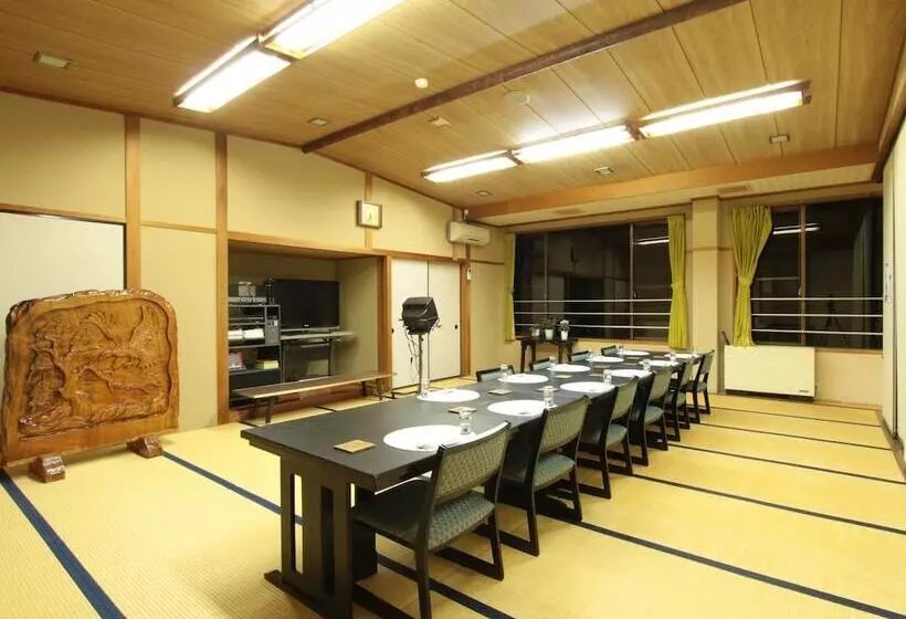 旅館 Kokumin Shukusha Enasansou