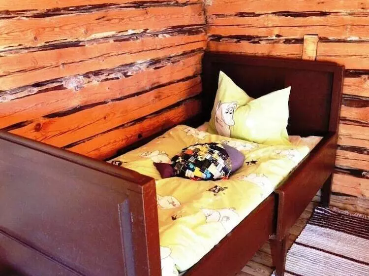 Tuukkalan Tila B&b