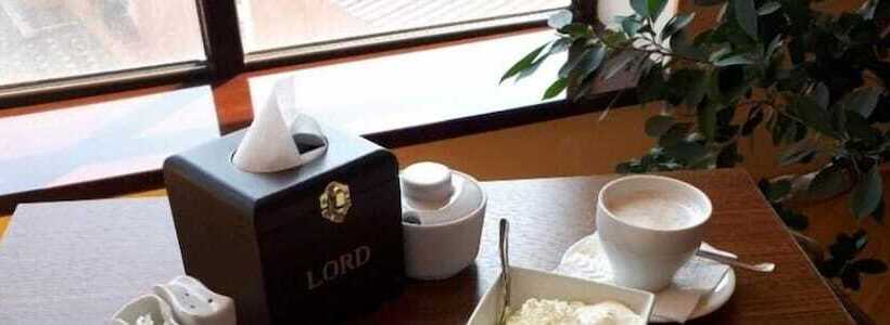 تختخواب و صبحانه Lord