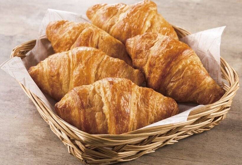 Comfort Hotel Shin Osaka