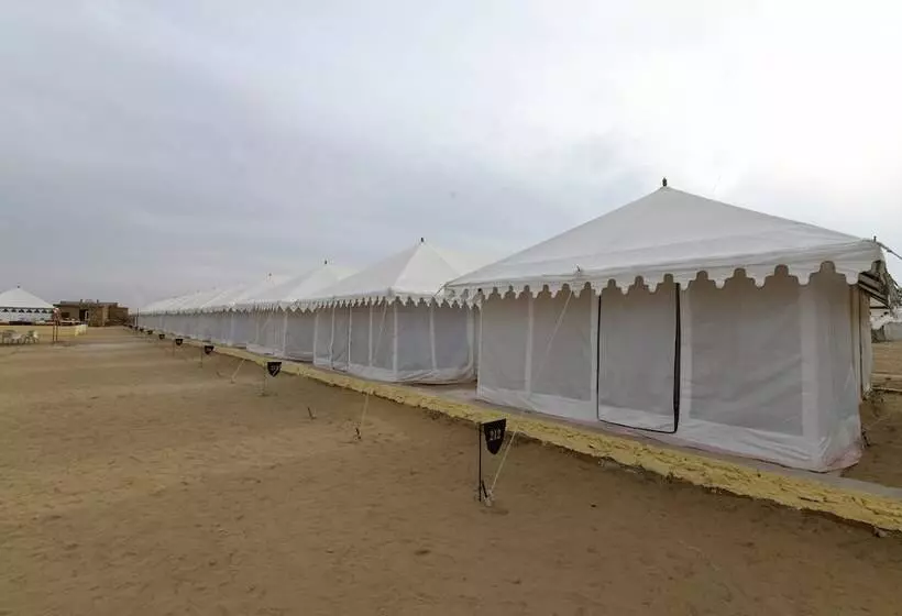 Hotelli Collection O 24960 Amigo Camps