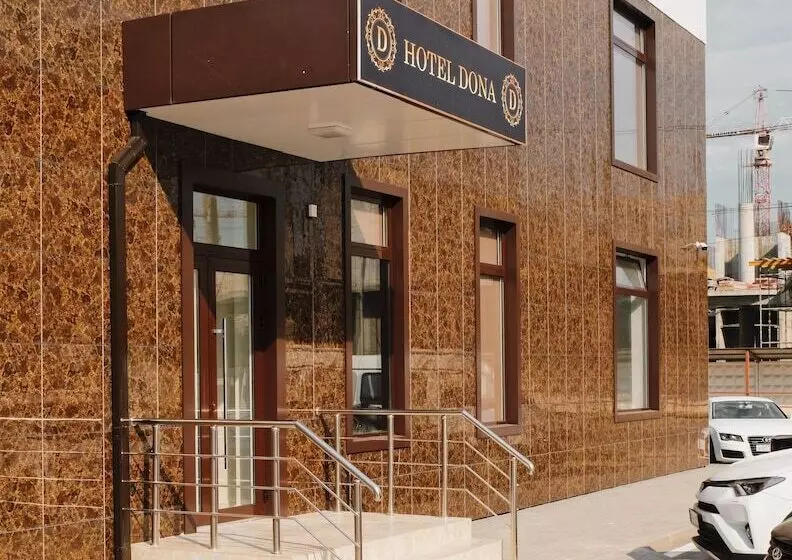 Hotelli Dona