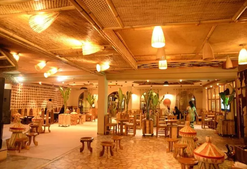 هتل Nigus Boutique