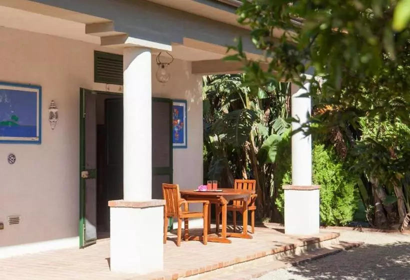 田舎風ホテル Rosmarino Park