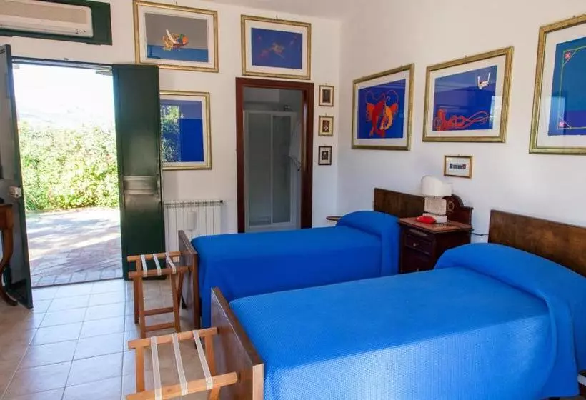 田舎風ホテル Rosmarino Park