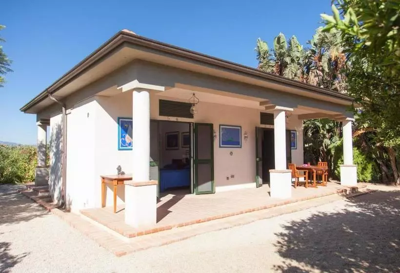 田舎風ホテル Rosmarino Park