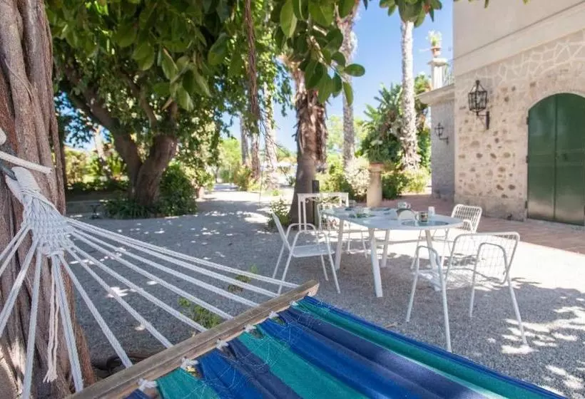 田舎風ホテル Rosmarino Park