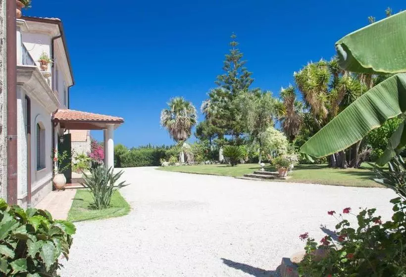 田舎風ホテル Rosmarino Park