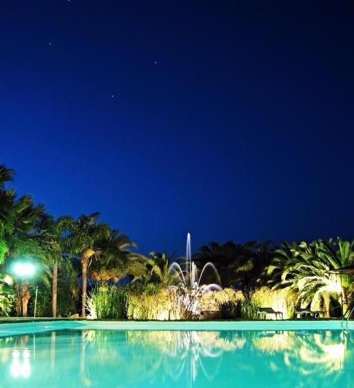 فندق ريفى Rosmarino Park