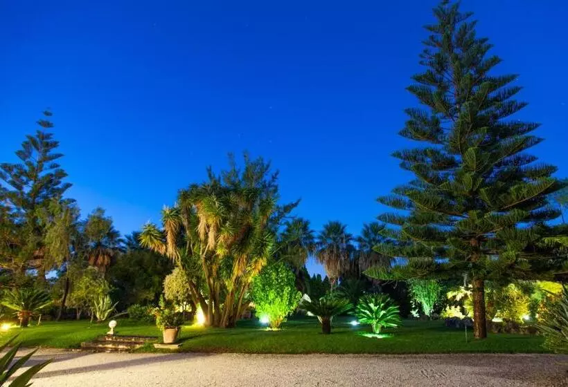 田舎風ホテル Rosmarino Park