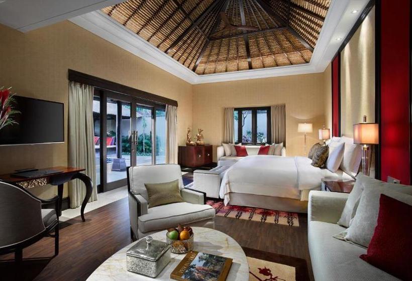 Отель The Trans Villa Bali