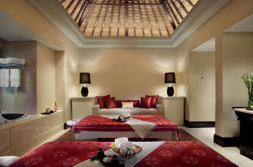 Отель The Trans Villa Bali