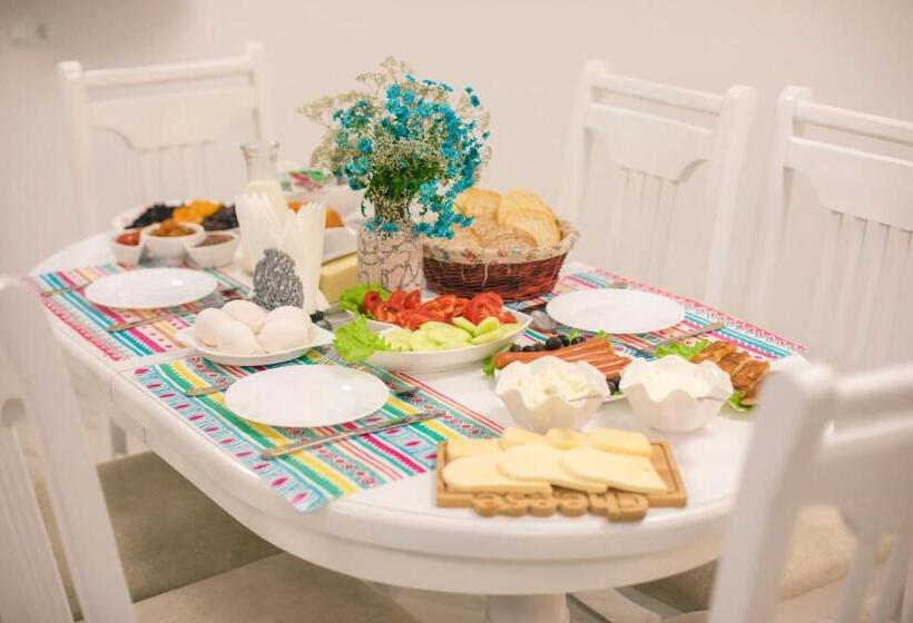 پانسیون Guest House   Mk