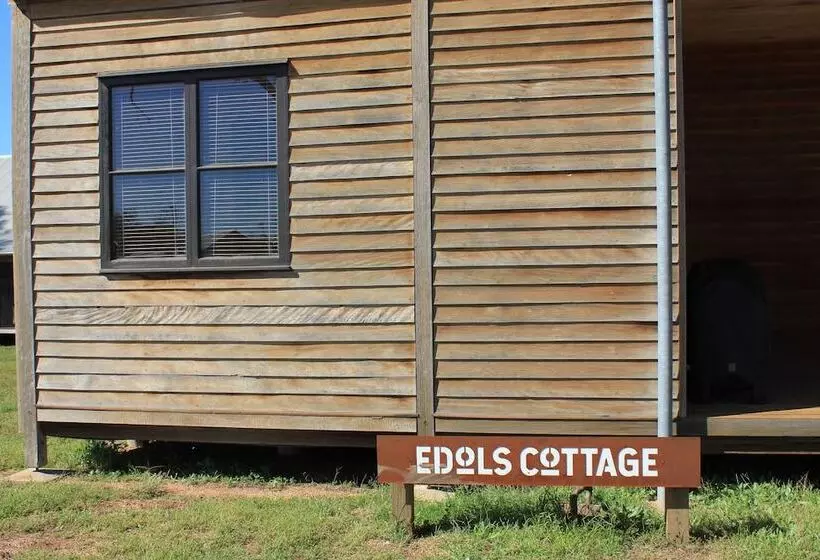 Yarrabandai Creek Homestead