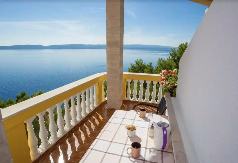 Apartments Beach Side Brela