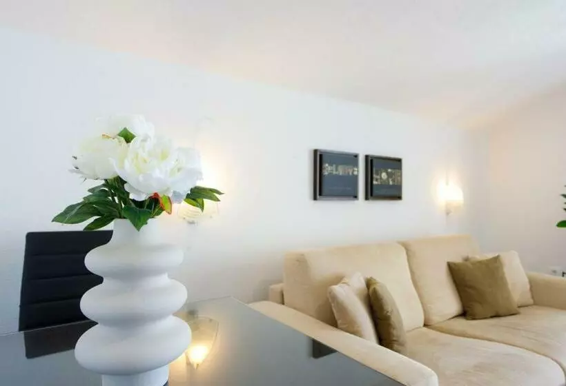 Apartments Beach Side Brela