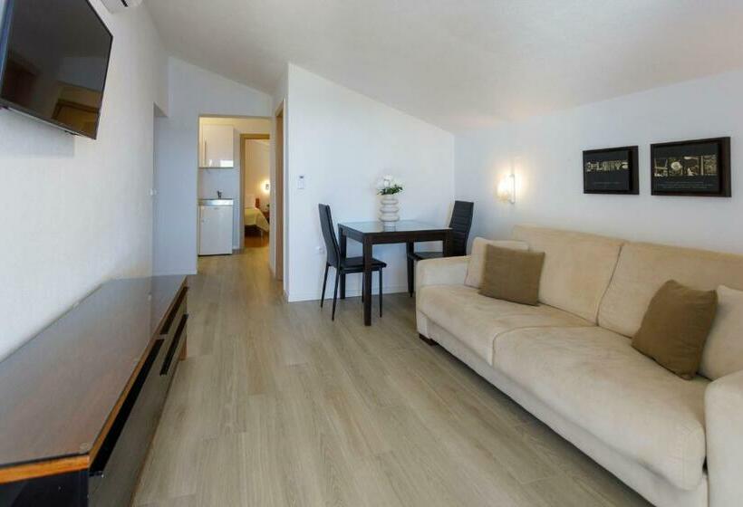 Apartments Beach Side Brela