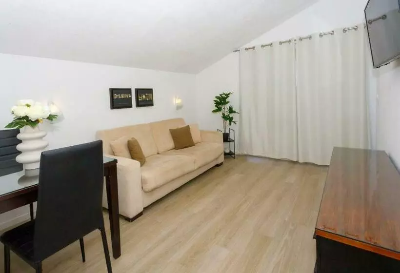 Apartments Beach Side Brela